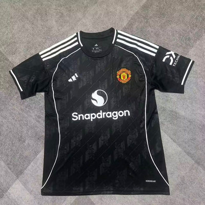 Manchester United 25/26  Black - Version Player