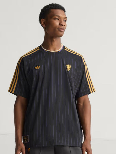 Manchester United 25/26 - Version