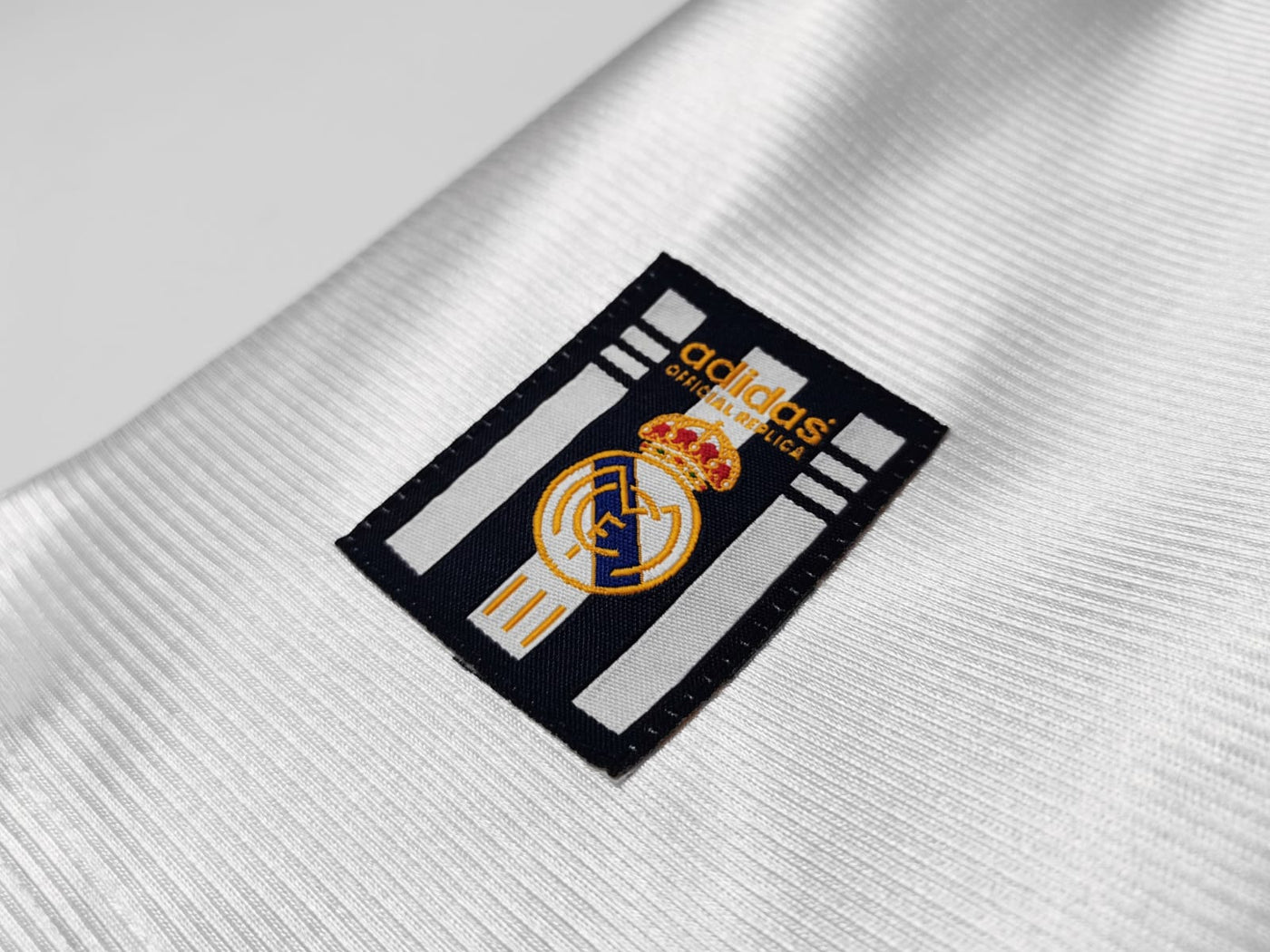 Real Madrid Retro Away Jersey 1999/00
